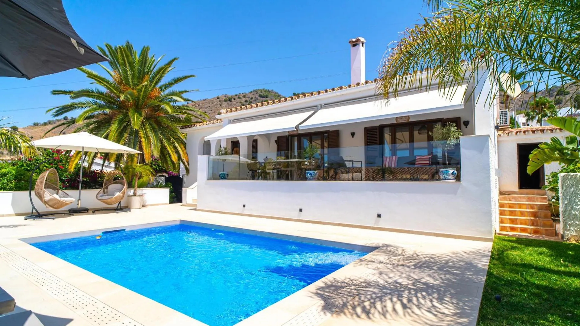 Villa Grand Pool Terrace by Casasol Nerja